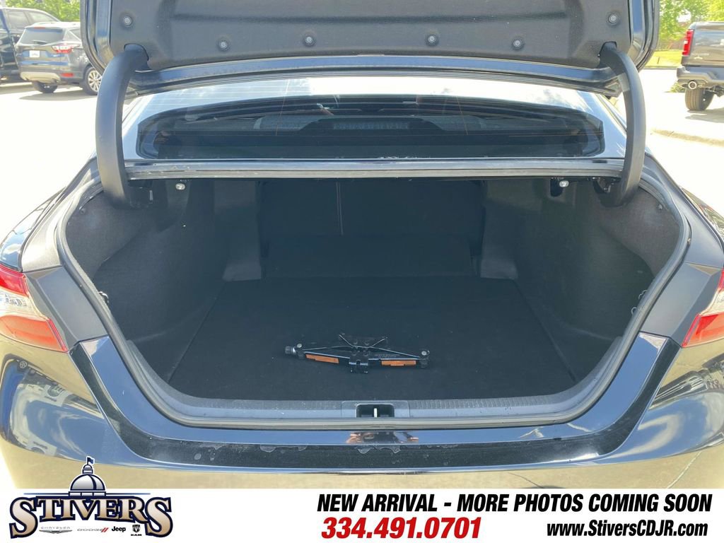 Used 2020 Toyota Camry XSE image 45