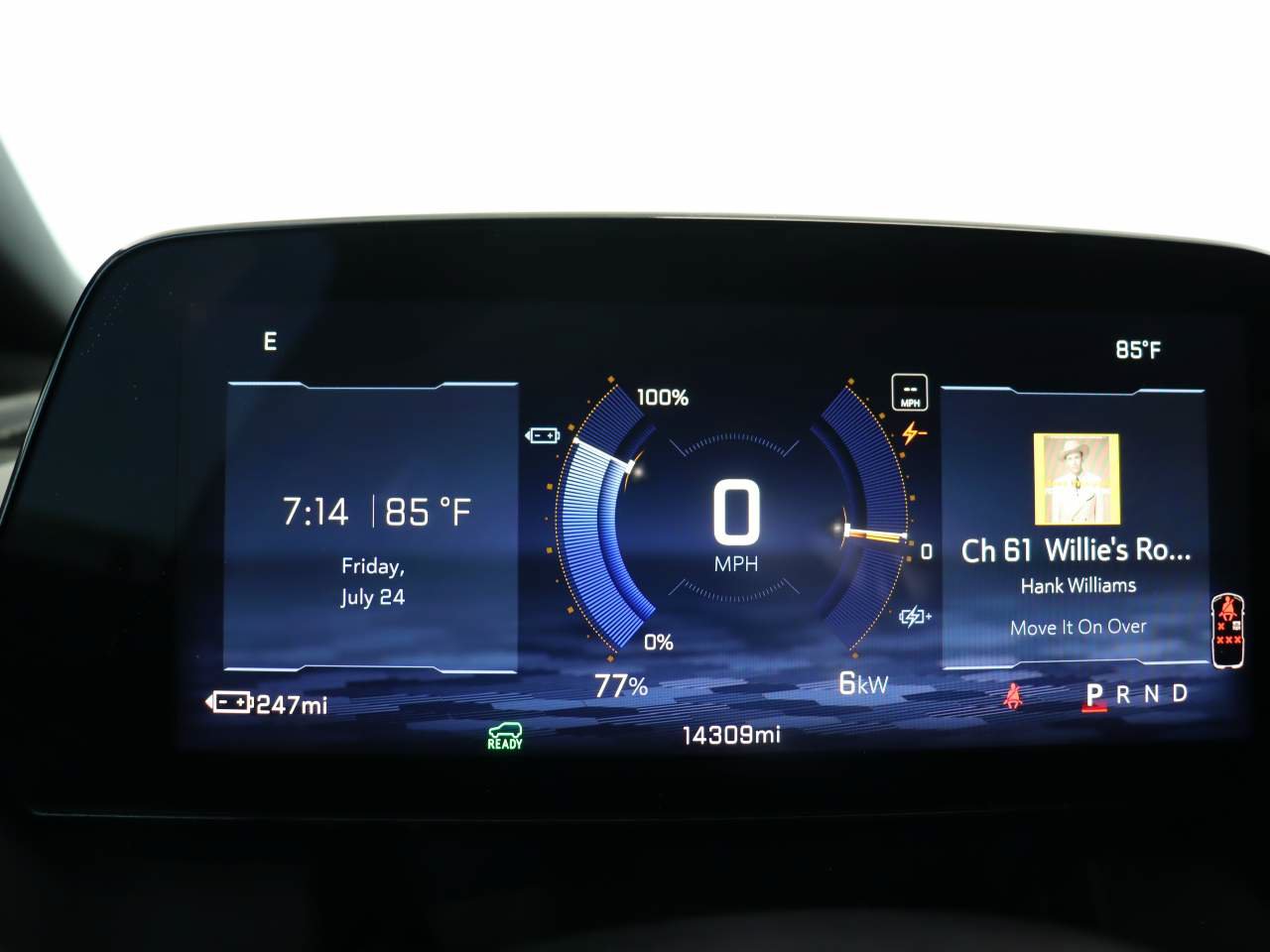 Certified 2025 Chevrolet Equinox EV LT w/ Comfort Package FWD image 10