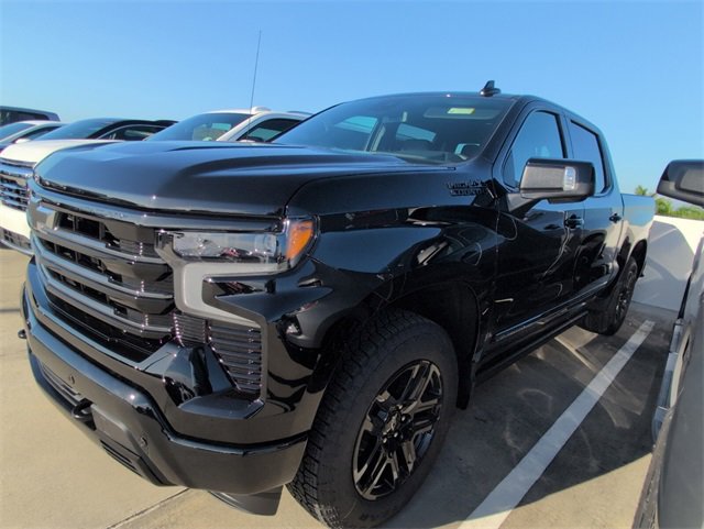 New 2026 Chevrolet Silverado 1500 High Country w/ Midnight Edition image 4
