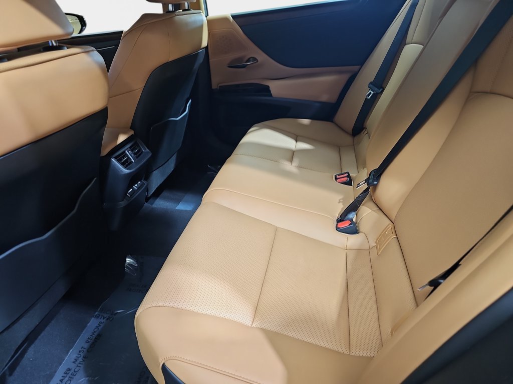 Certified 2025 Lexus ES 350 w/ Premium Package FWD image 13