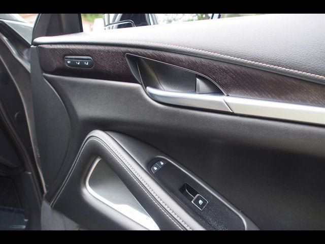 Used 2023 INFINITI QX60 Sensory w/ Vision Package FWD image 12