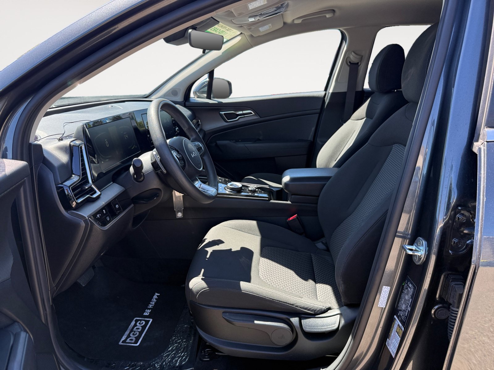 Used 2023 Kia Sportage LX AWD/4WD image 10