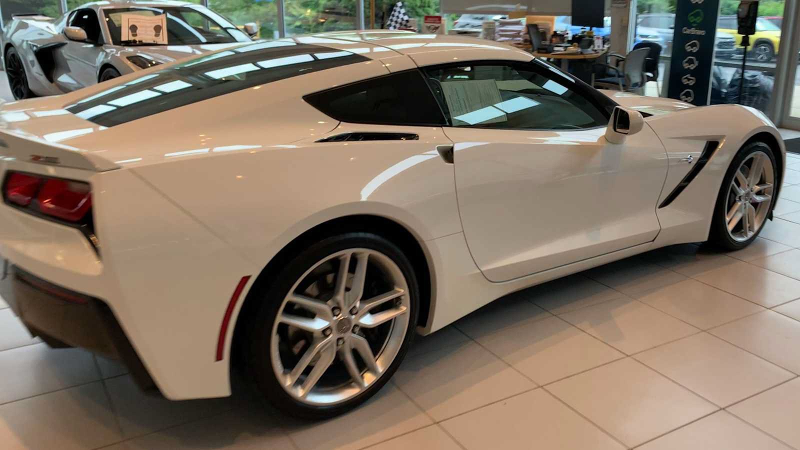 Certified 2014 Chevrolet Corvette Stingray Coupe RWD image 8