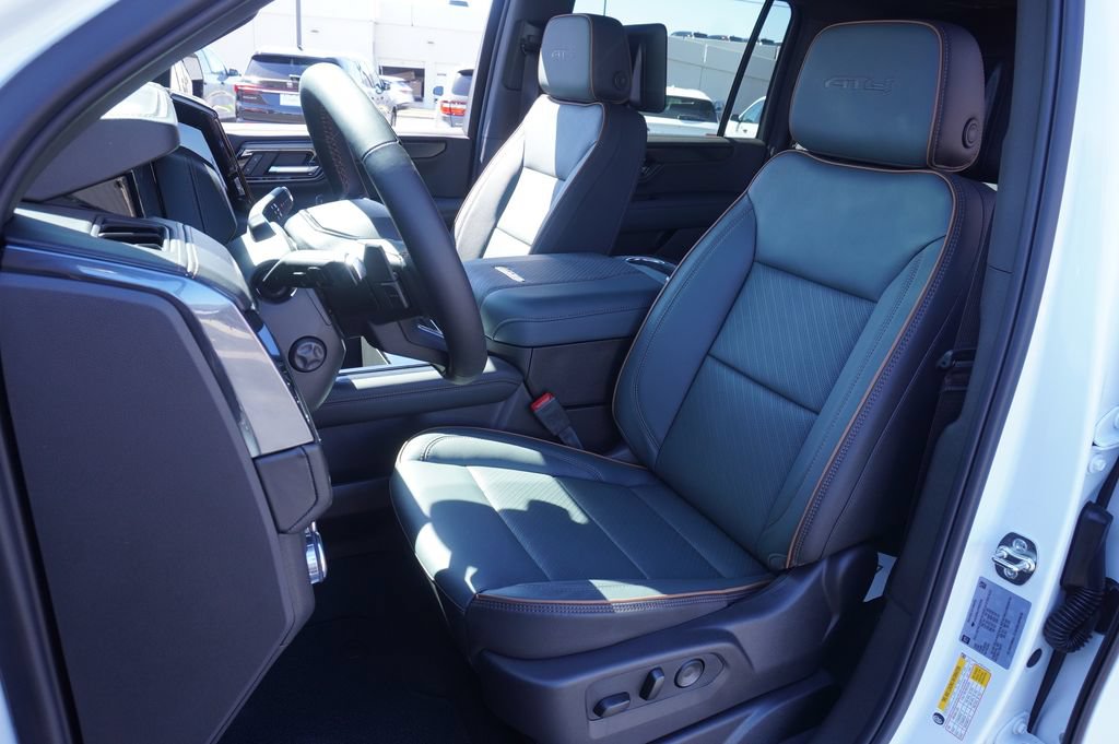 New 2026 GMC Yukon XL AT4 w/ AT4 Premium Plus Package AWD/4WD image 15