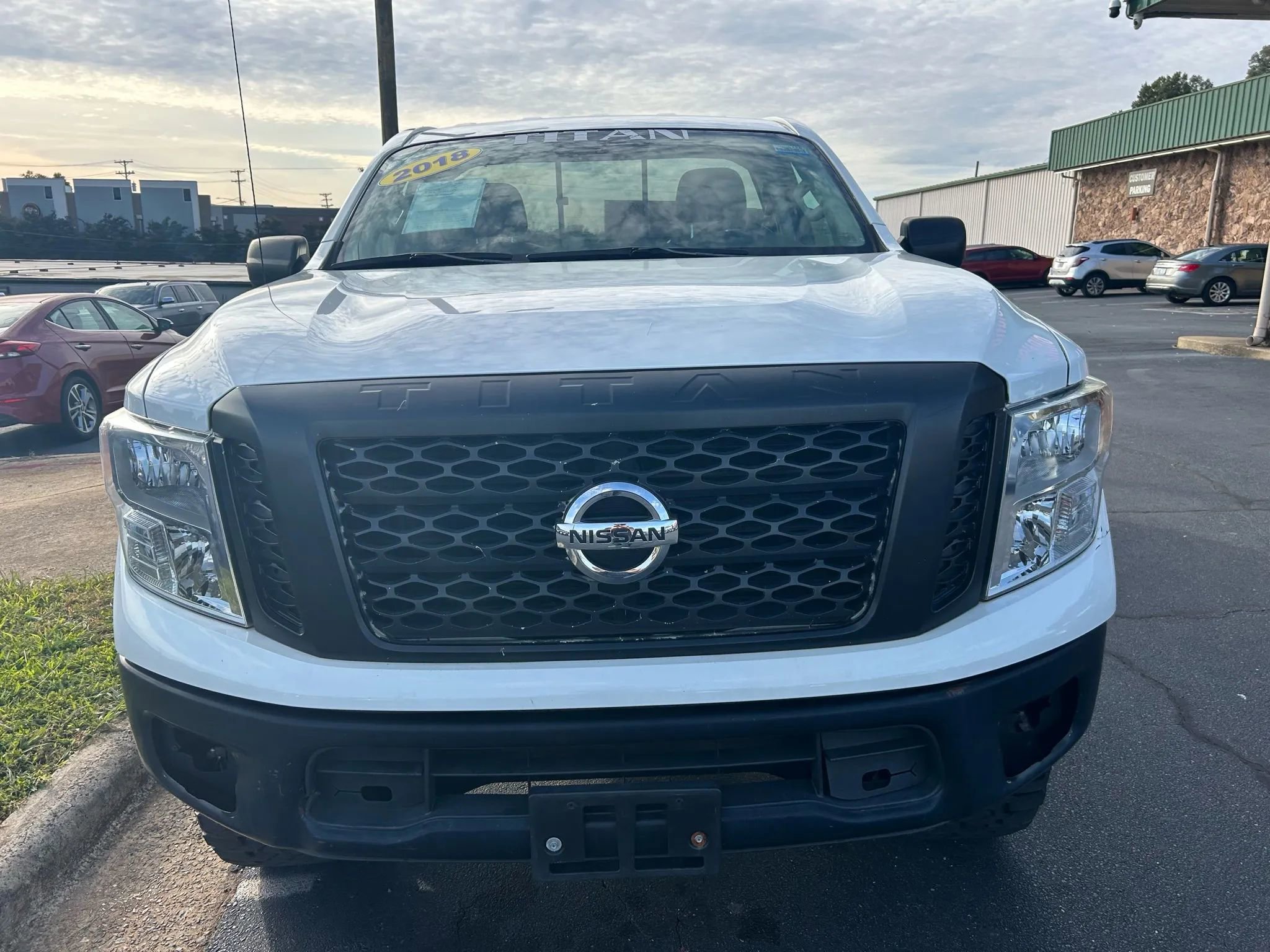 Used 2018 Nissan Titan S w/ S Utility Package image 2