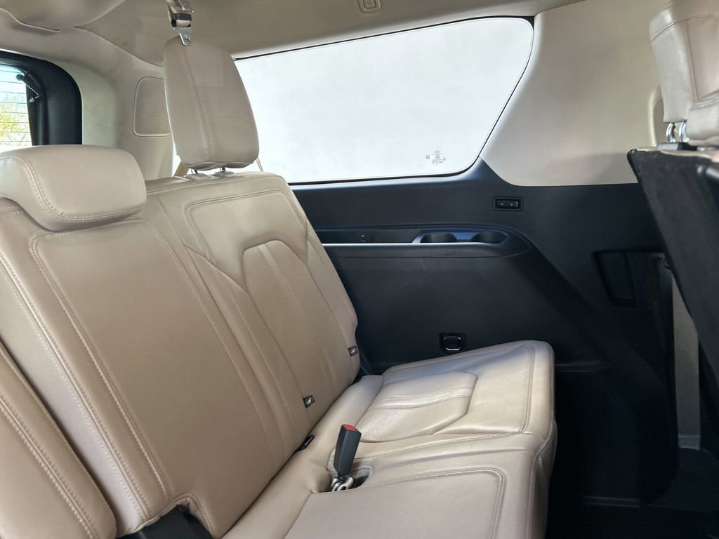 Used 2023 Ford Expedition Max Limited image 32