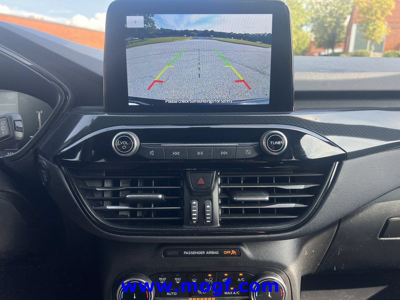 Certified 2025 Ford Escape ST-Line FWD image 8