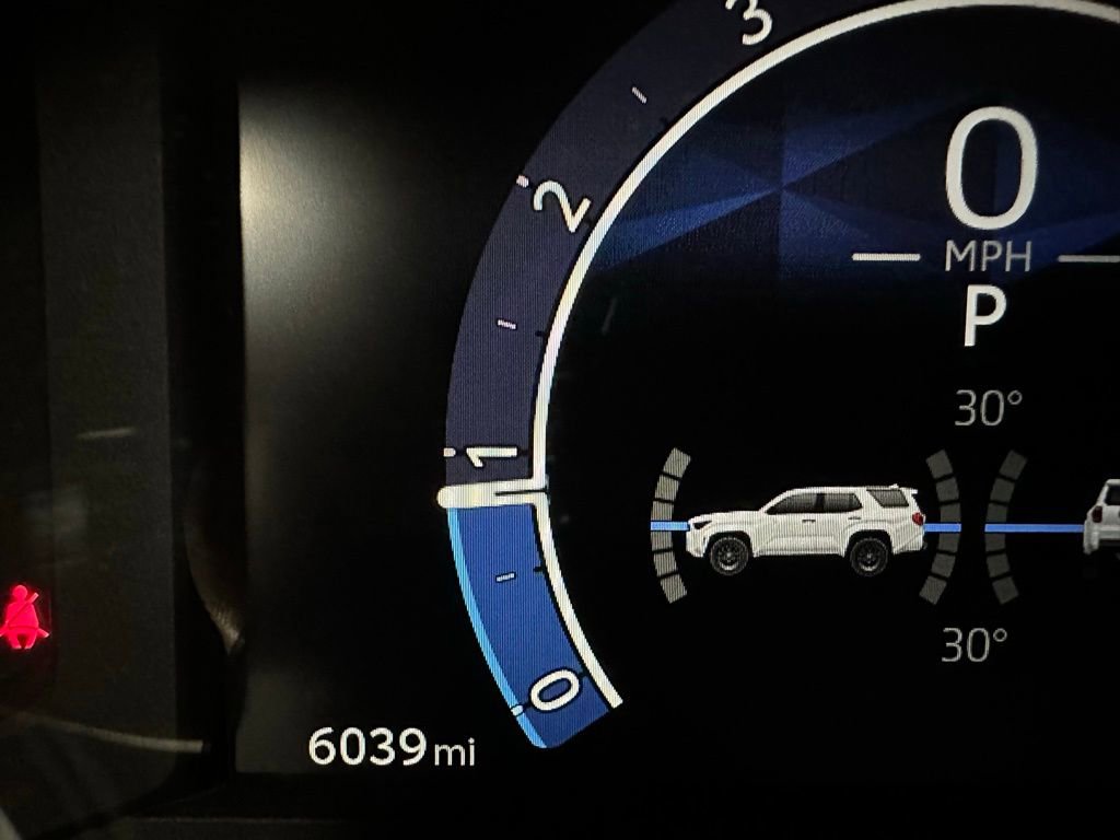 Used 2025 Toyota 4Runner SR5 image 24