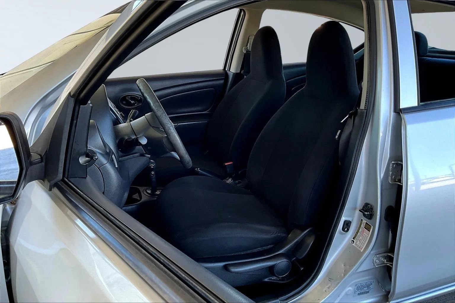 Used 2013 Nissan Versa S Plus image 15