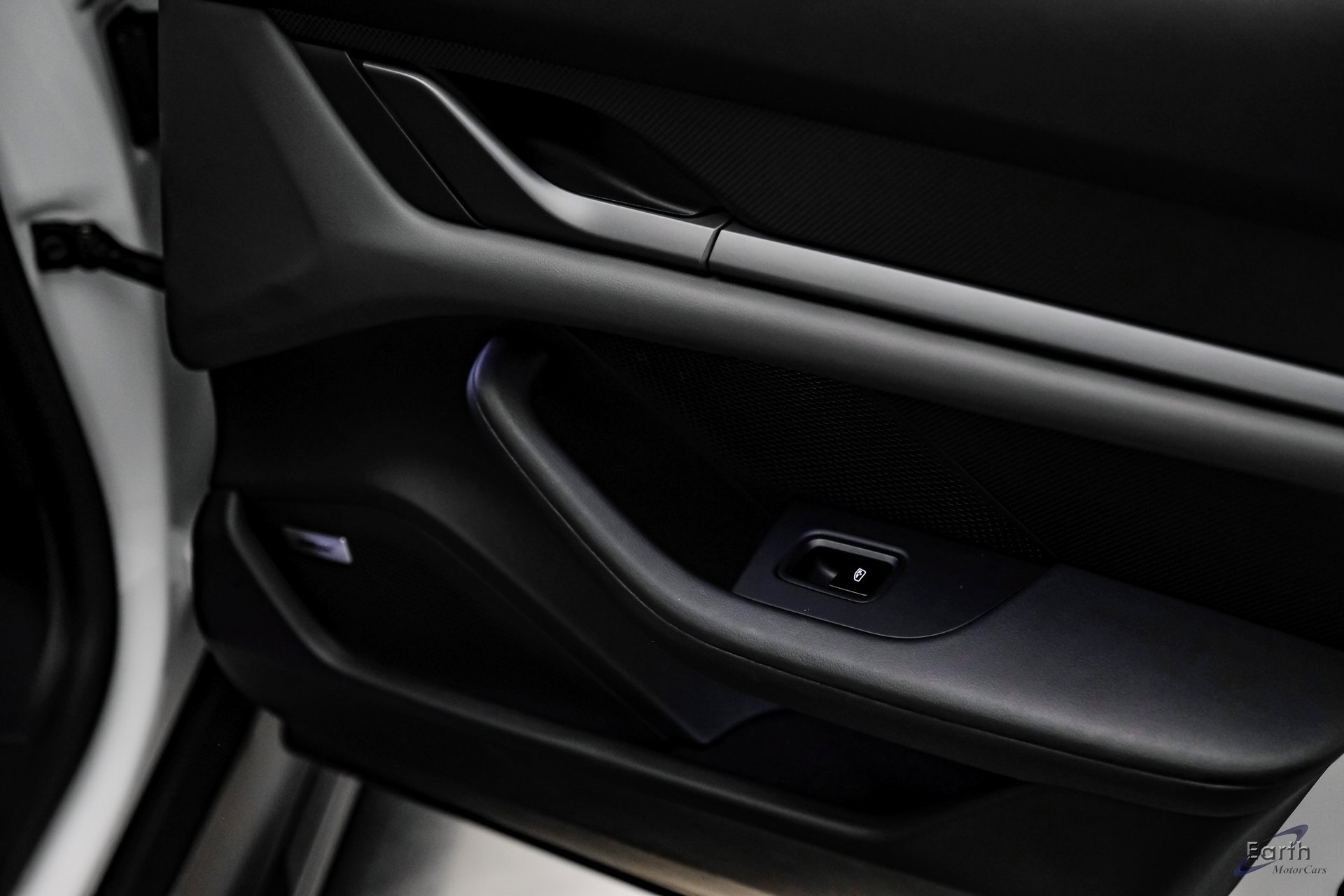 Used 2020 Porsche Taycan Turbo S image 81