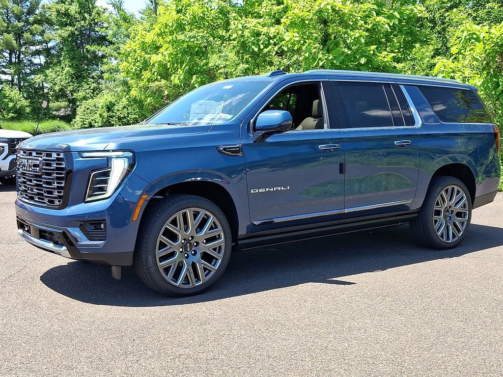 New 2026 GMC Yukon XL Denali Ultimate AWD/4WD image 2