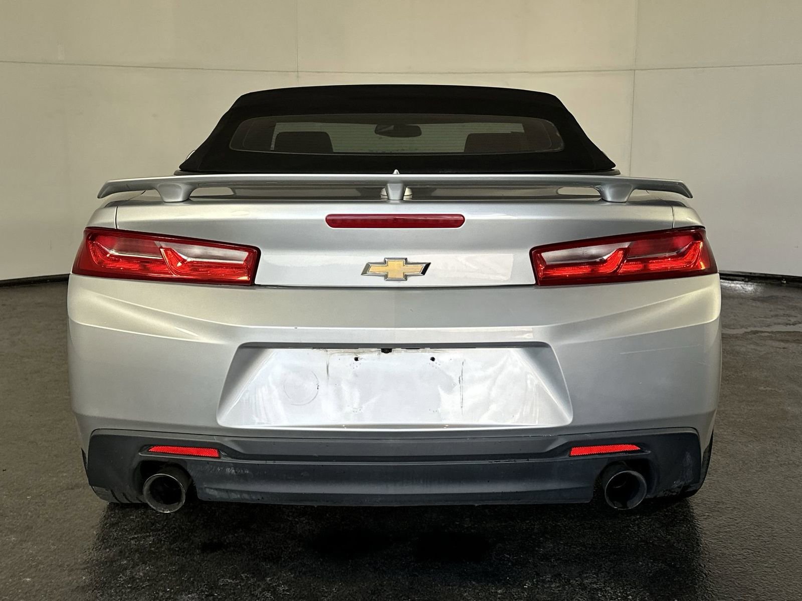 Used 2018 Chevrolet Camaro LT image 7
