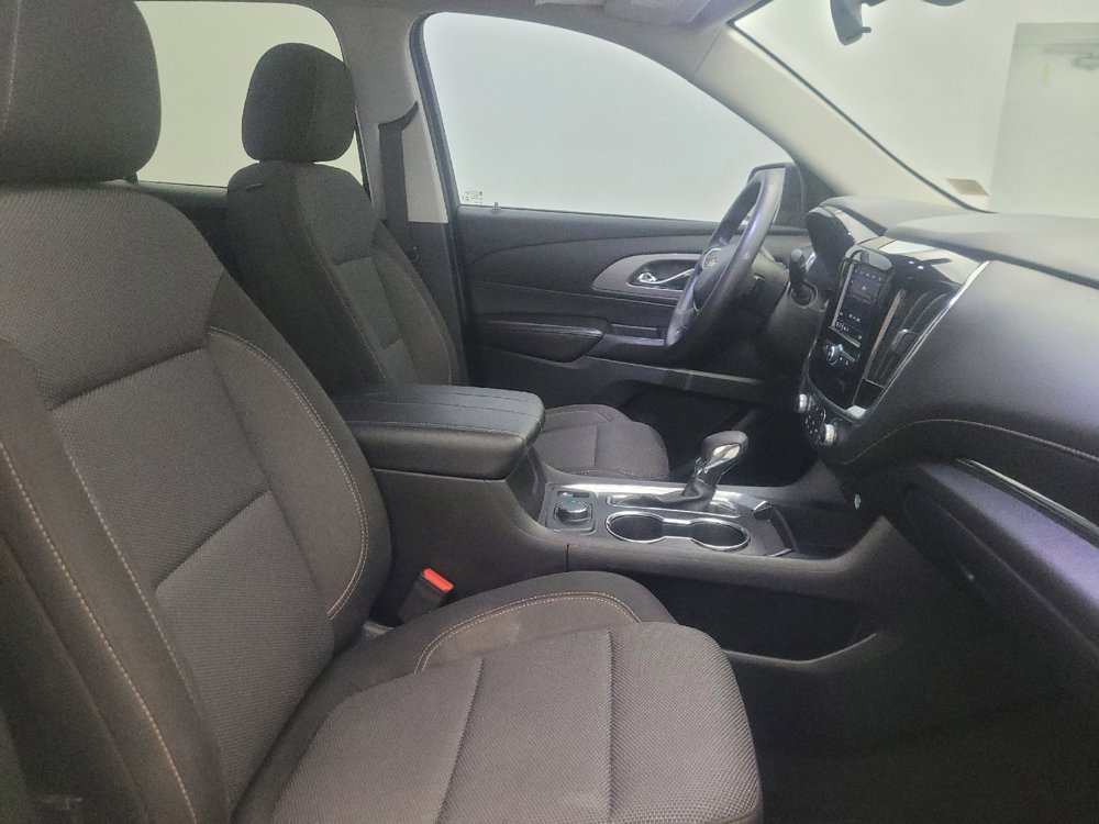 Used 2021 Chevrolet Traverse LS FWD image 21