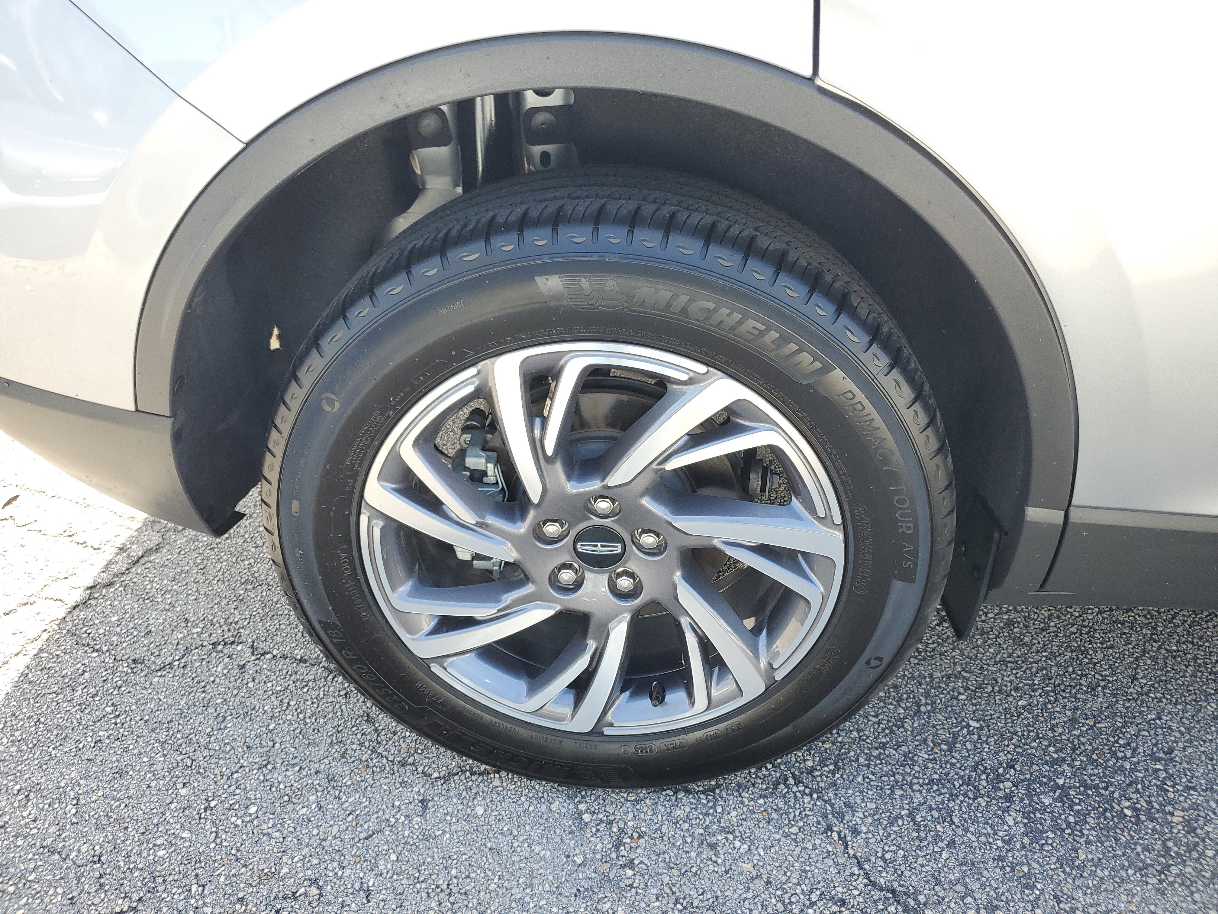 Used 2023 Lincoln Corsair FWD image 7