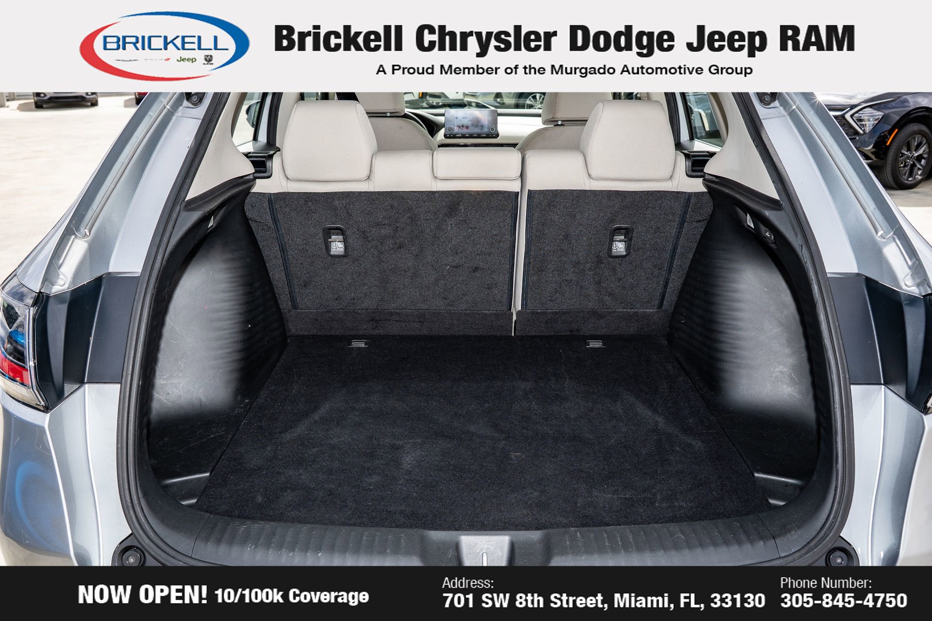 Used 2023 Honda HR-V LX image 9