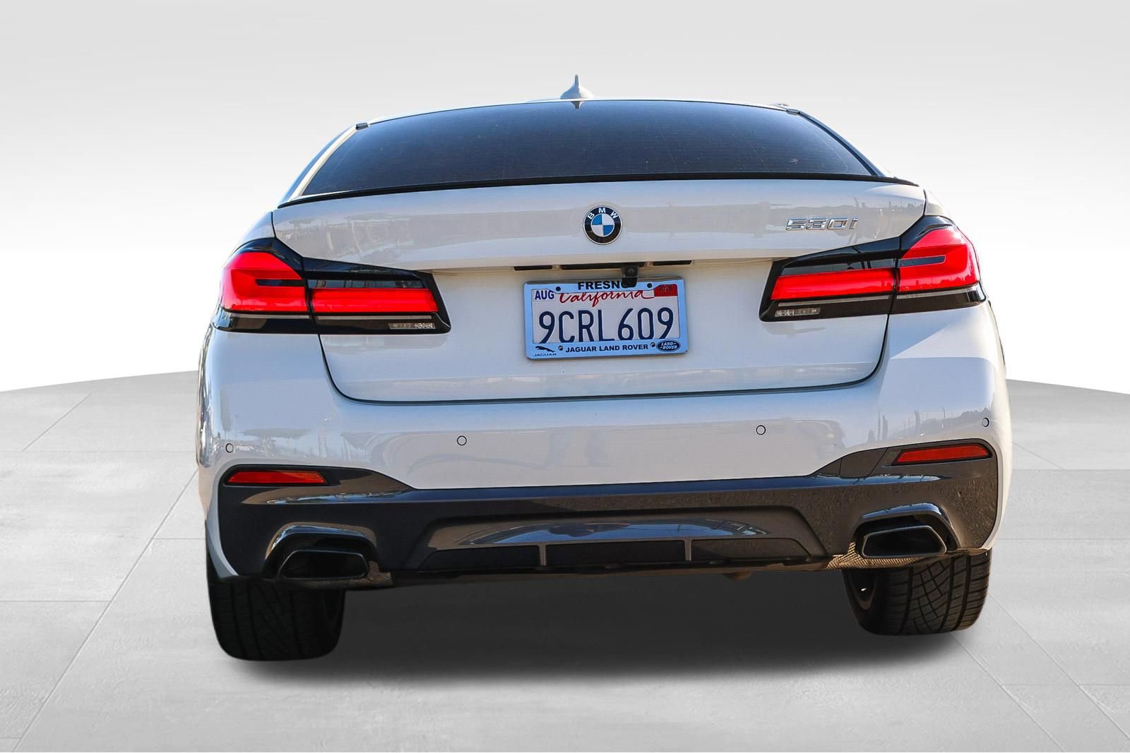 Used 2023 BMW 530i w/ M Sport Package image 7