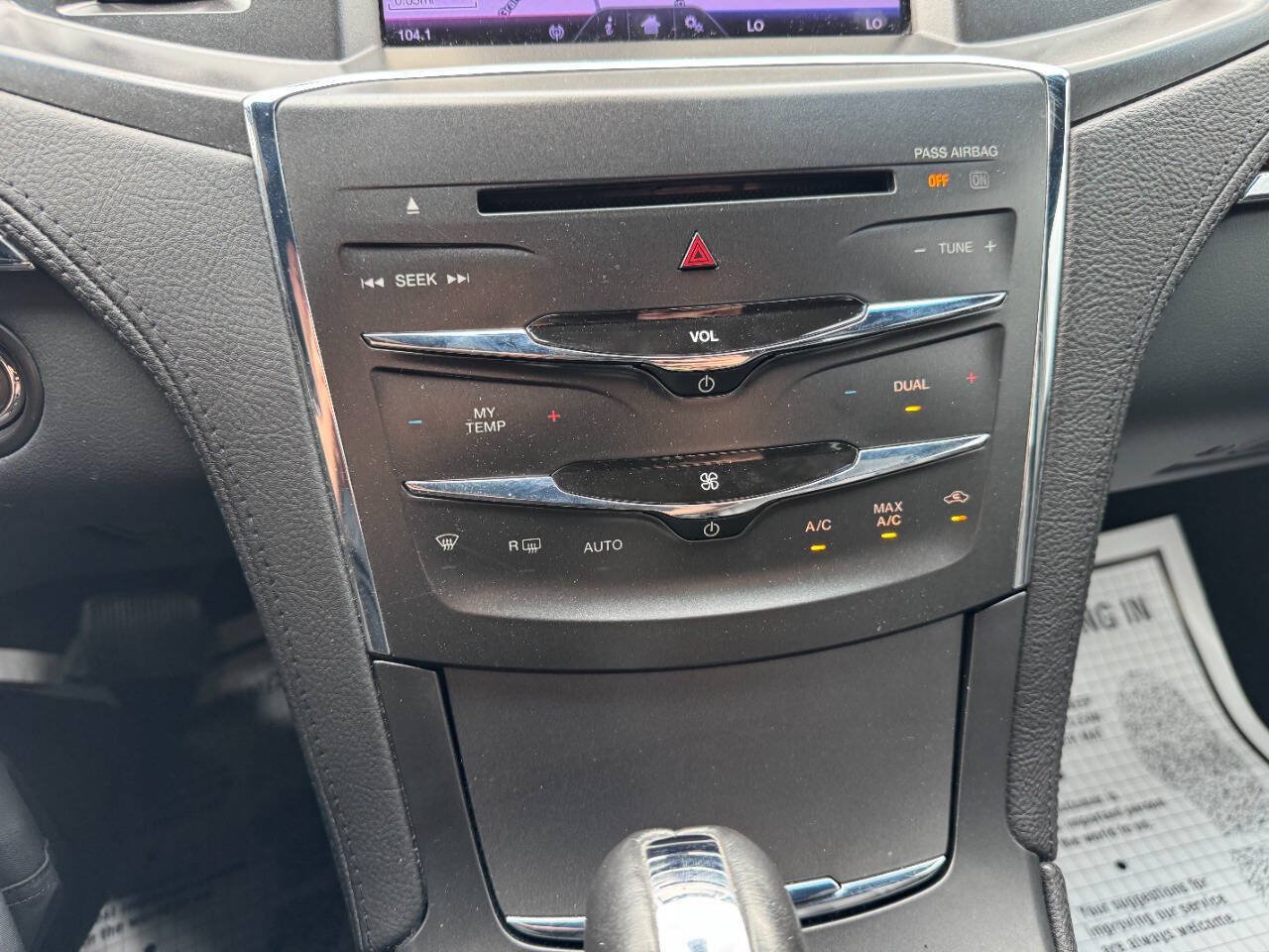 Used 2013 Lincoln MKS FWD image 17