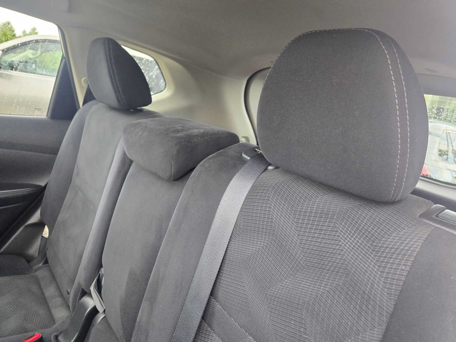 Used 2015 Nissan Rogue SV w/ SV Premium Package AWD/4WD image 19