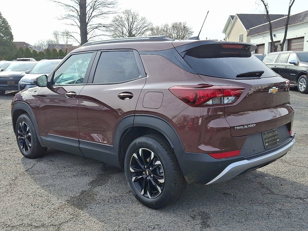 Used 2023 Chevrolet TrailBlazer LT w/ Convenience Package image 5