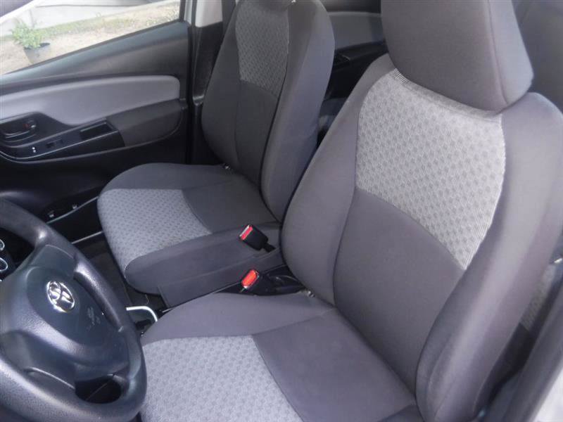 Used 2015 Toyota Yaris L FWD image 25