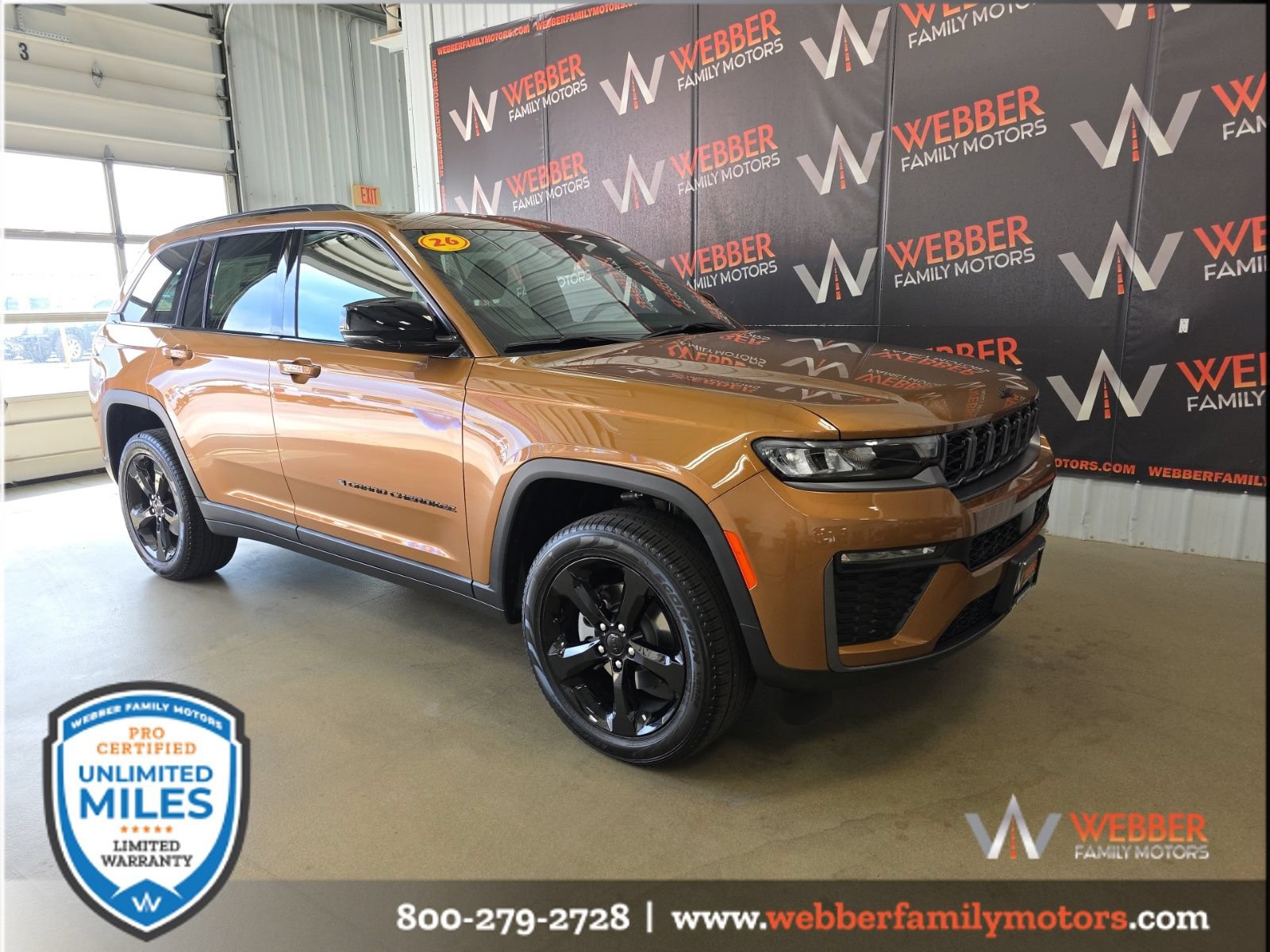New 2026 Jeep Grand Cherokee Limited w/ Limited Altitude Package AWD/4WD image 1