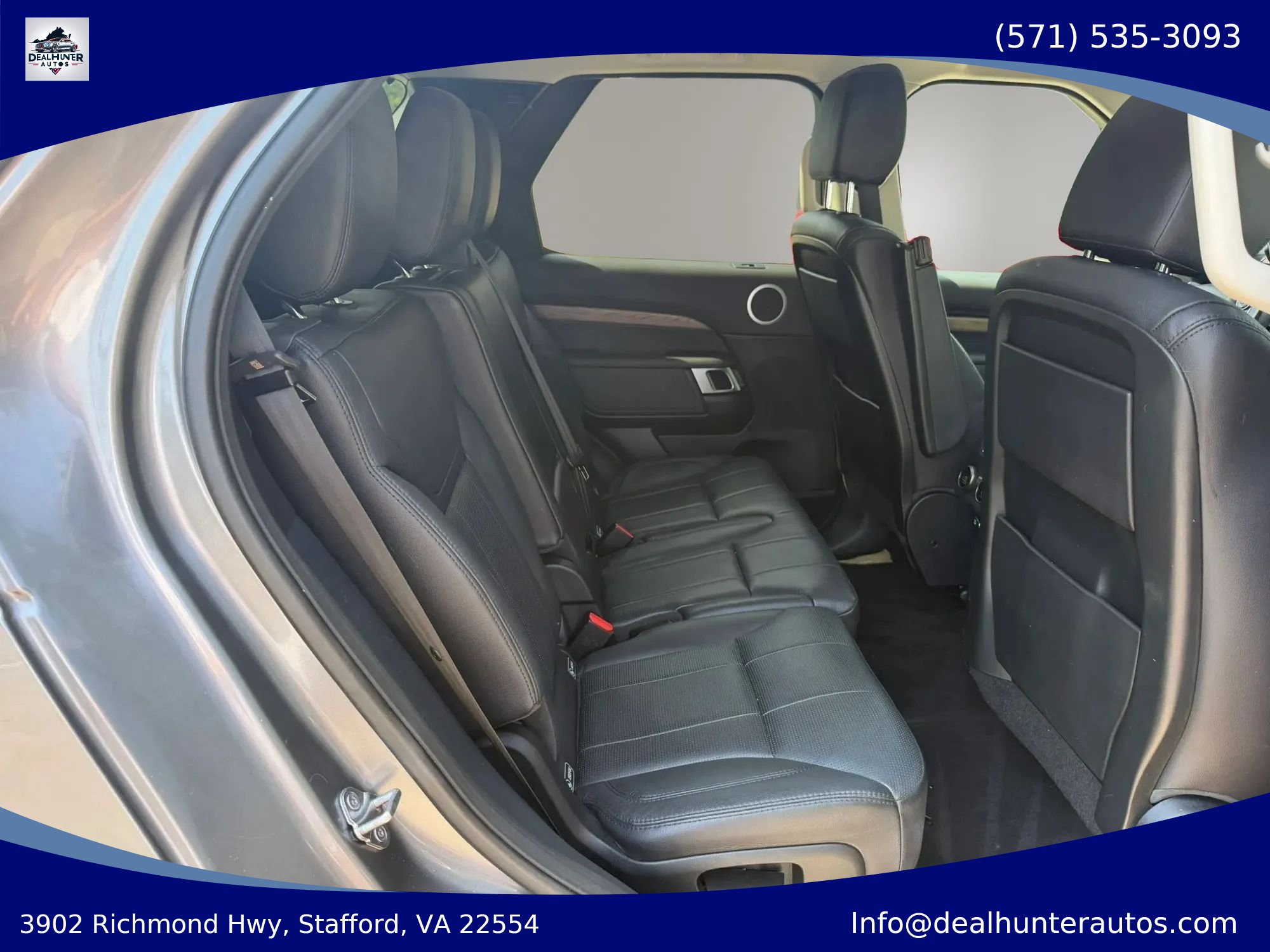 Used 2017 Land Rover Discovery HSE AWD/4WD image 21