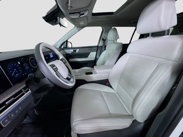 Used 2025 Hyundai Santa Fe Calligraphy AWD/4WD image 18