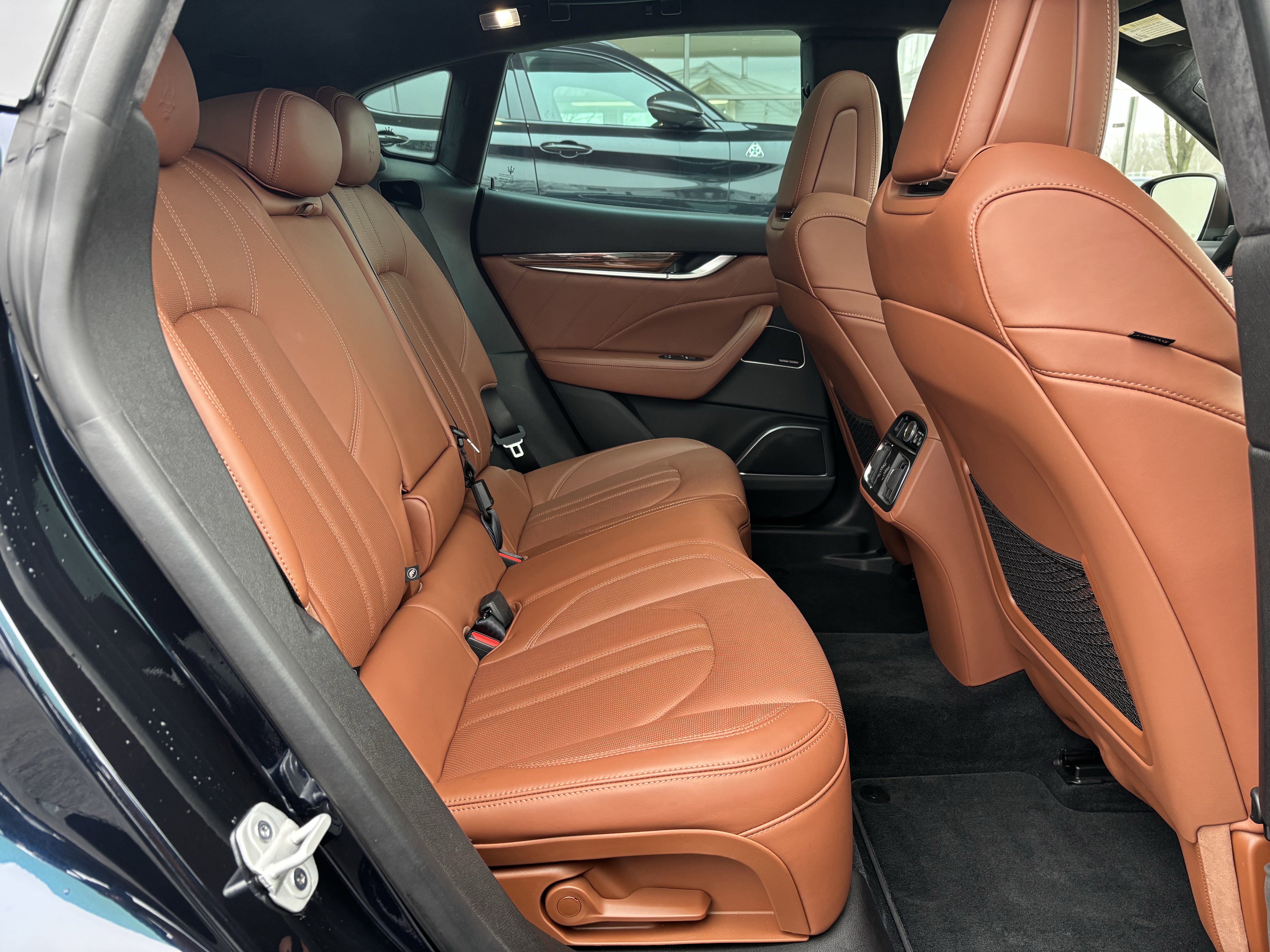 Used 2022 Maserati Levante Modena AWD/4WD image 15