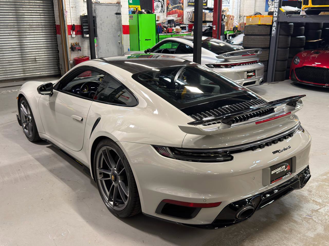 Used 2022 Porsche 911 Turbo S AWD/4WD image 9