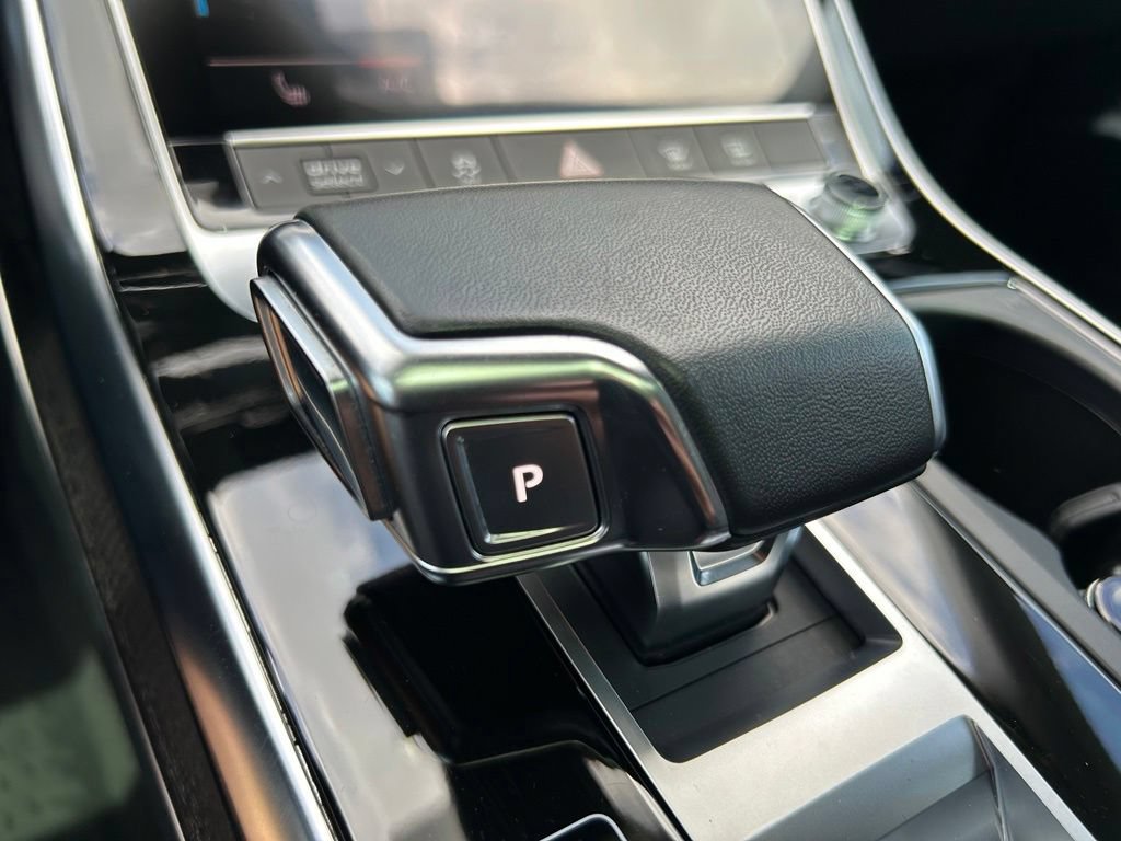 Used 2023 Audi Q8 Premium w/ Convenience Package AWD/4WD image 39