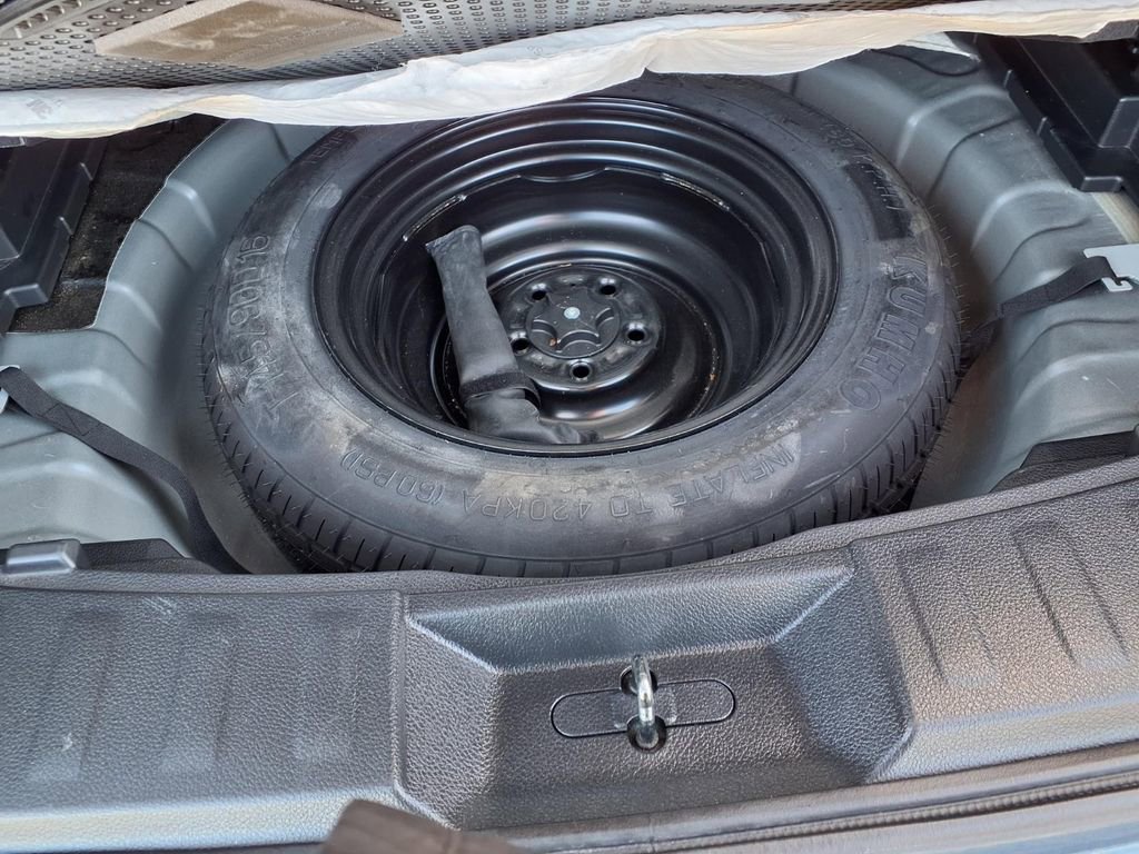 Used 2016 Nissan Rogue SV image 27