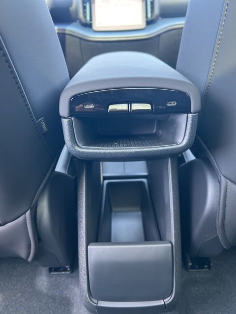 New 2026 Volvo EX30 Cross Country Ultra w/ Protection Package Premier image 28