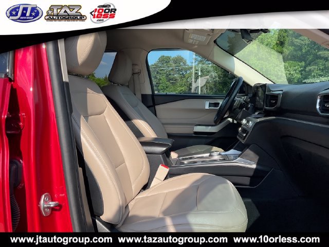 Used 2020 Ford Explorer XLT w/ Equipment Group 202A RWD image 14
