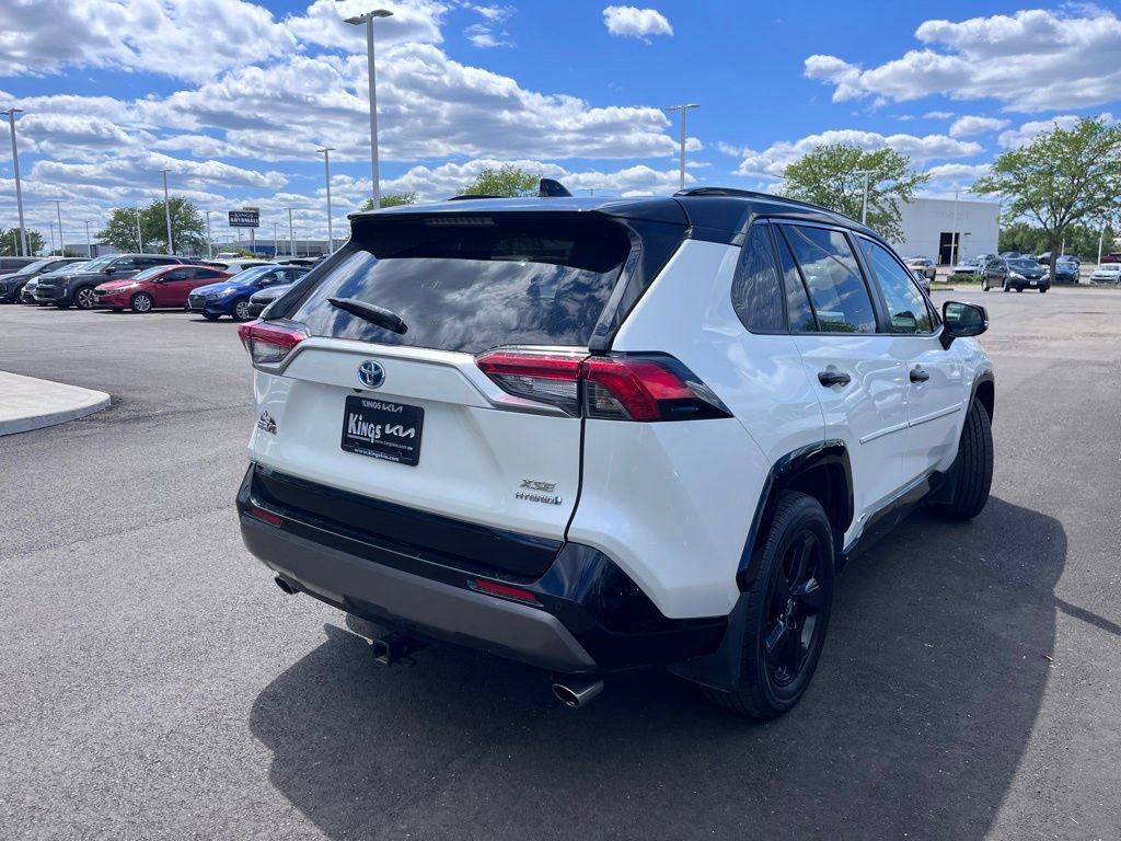 Used 2020 Toyota RAV4 XSE AWD/4WD image 3