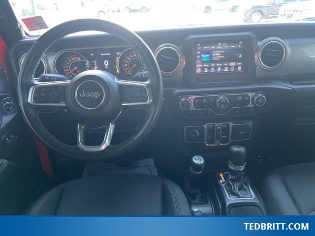 Used 2021 Jeep Wrangler Unlimited Sahara w/ Cold Weather Group AWD/4WD image 17