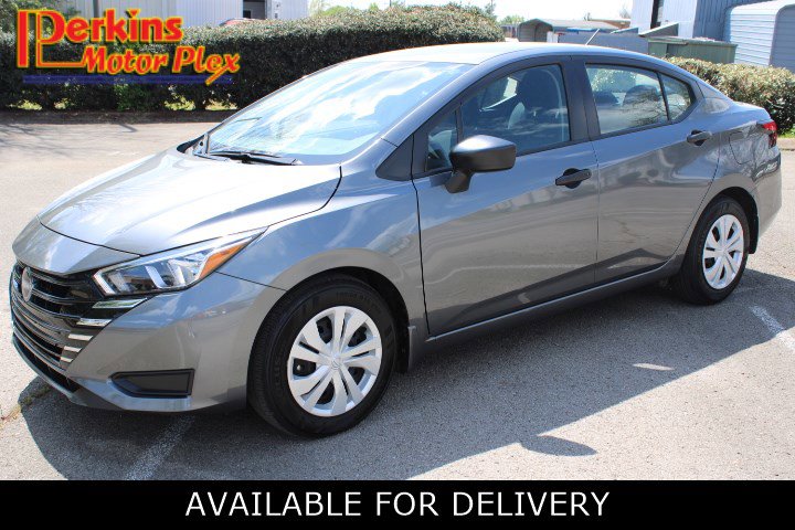 Used 2024 Nissan Versa S w/ Trunk Package