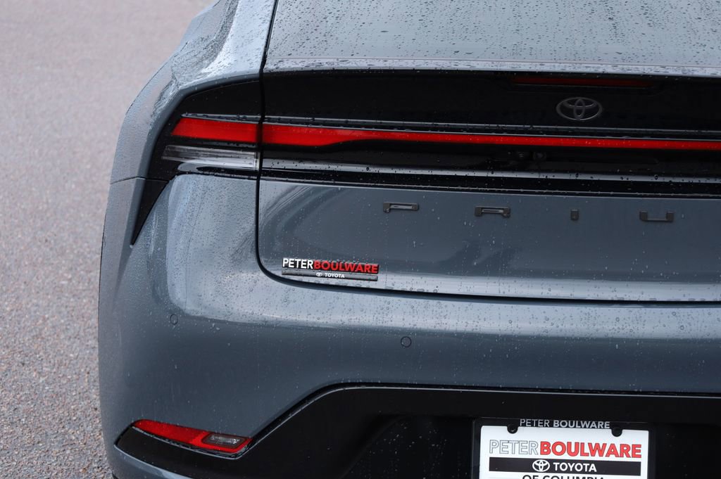 Used 2024 Toyota Prius Limited image 18