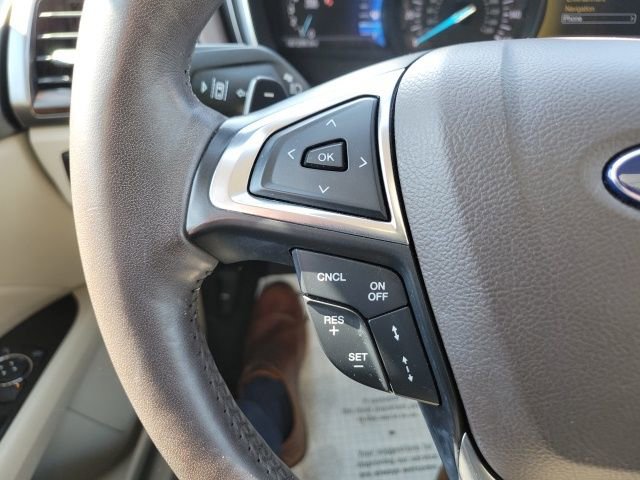 Used 2017 Ford Fusion Platinum FWD image 31