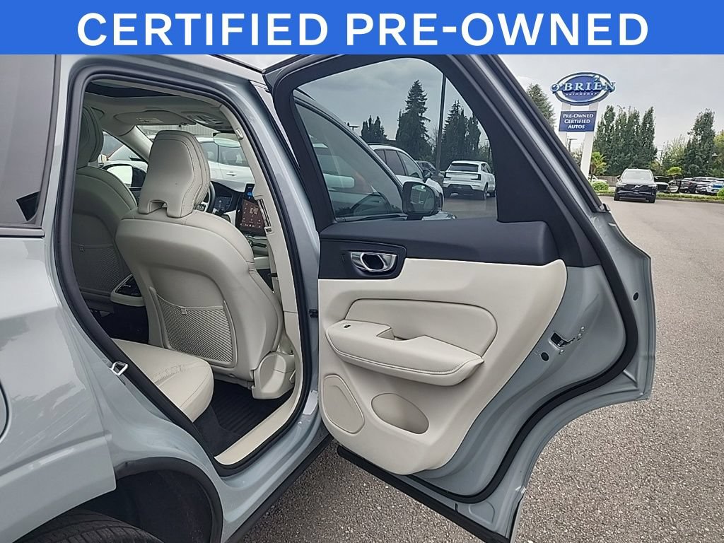 Certified 2026 Volvo XC60 B5 Ultra AWD/4WD image 17