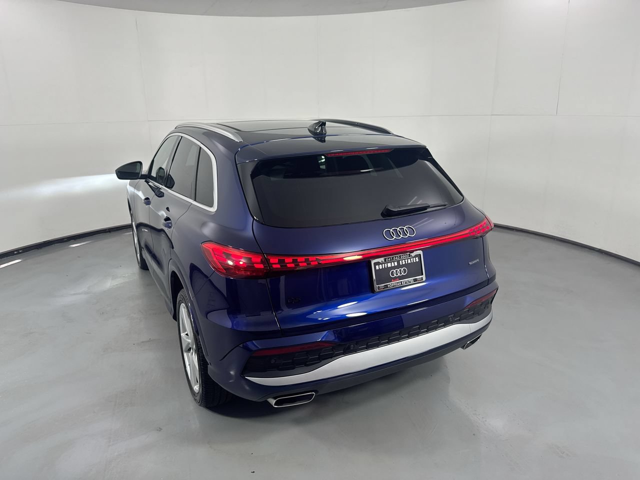 Used 2025 Audi Q5 Premium Plus w/ Premium Plus AWD/4WD image 6