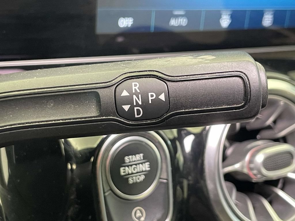 Used 2021 Mercedes-Benz GLA 250 4MATIC image 34