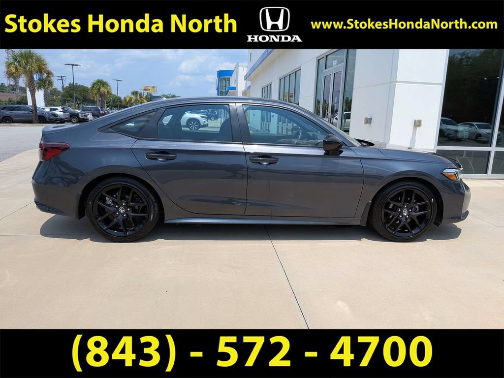 Used 2025 Honda Civic Sport image 8
