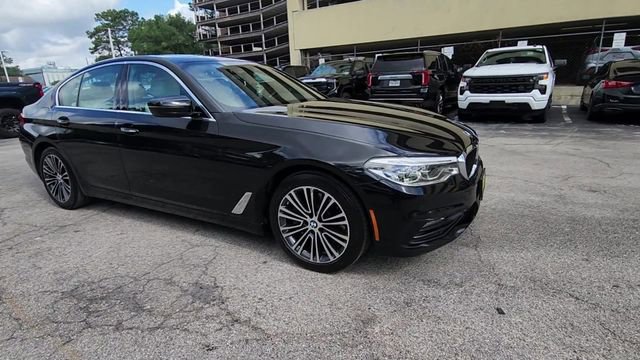 Used 2017 BMW 540i RWD image 2
