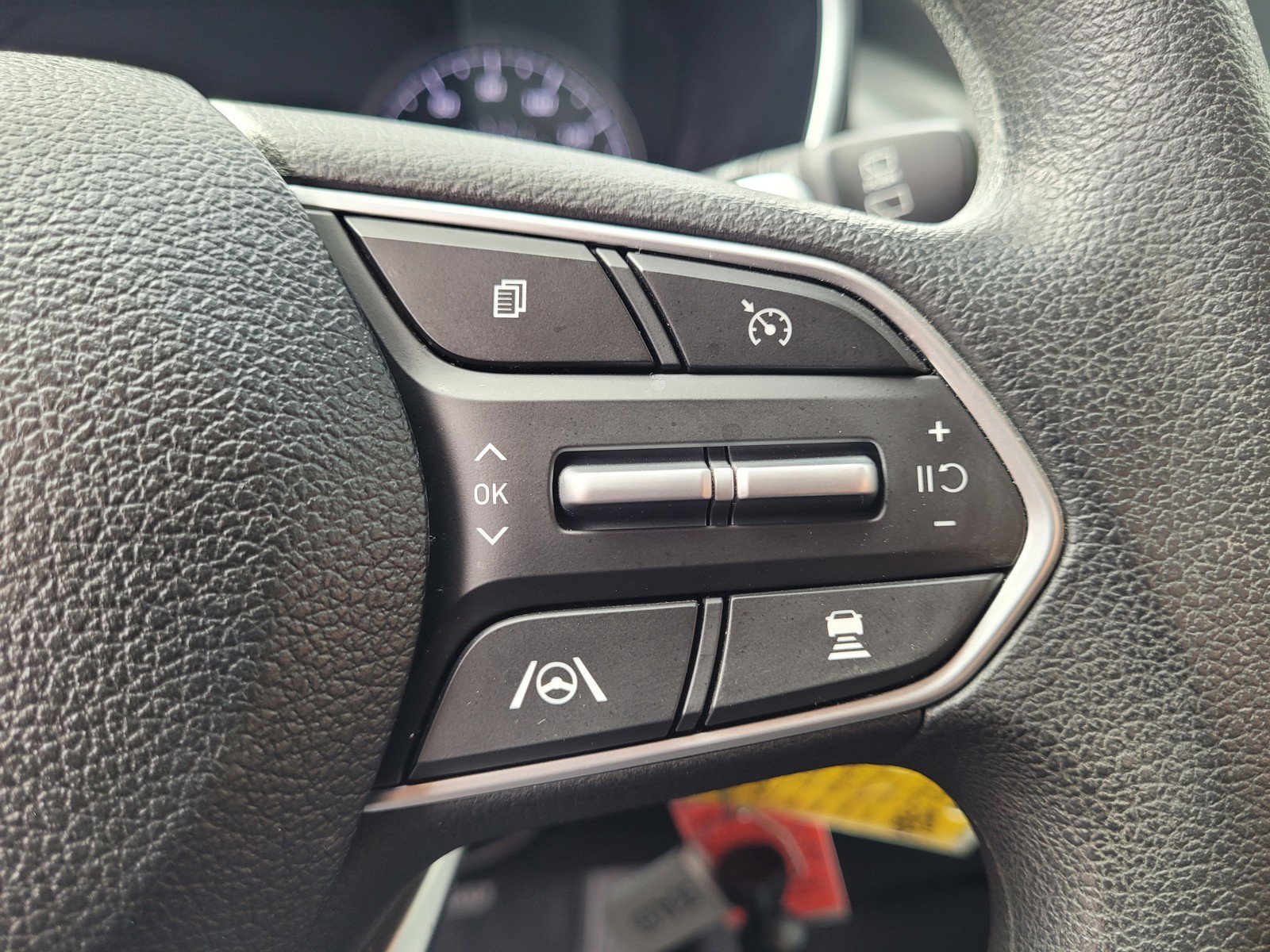 Used 2022 Hyundai Santa Fe SE image 24