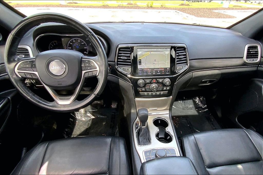 Used 2019 Jeep Grand Cherokee Limited AWD/4WD image 14