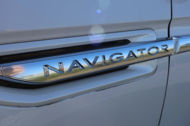 Used 2019 Lincoln Navigator Reserve image 10