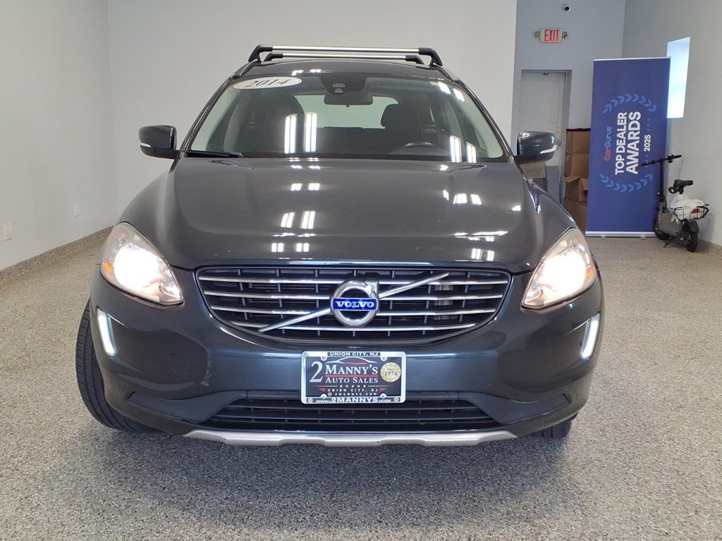 Used 2014 Volvo XC60 AWD 3.2 image 2