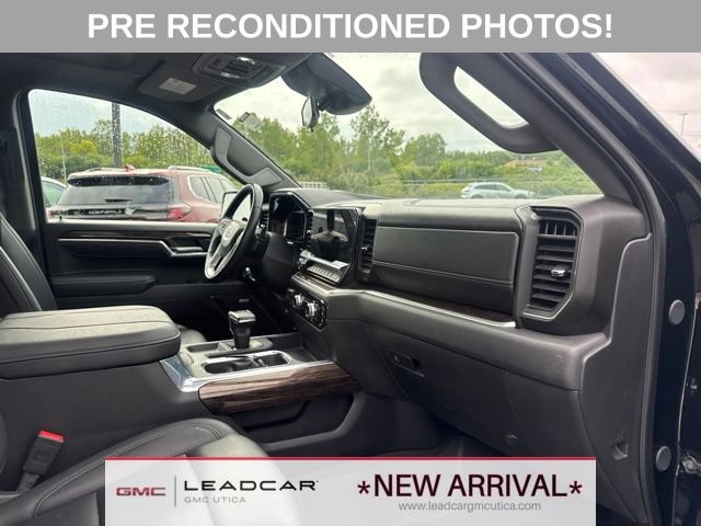 Used 2025 GMC Sierra 1500 Elevation w/ Elevation Premium Package AWD/4WD image 9