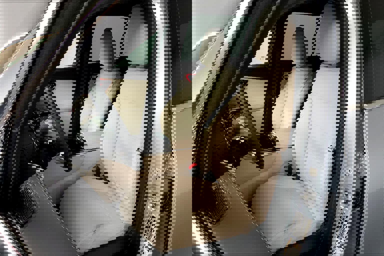 New 2025 Mercedes-Benz GLC 300 GLC 300 image 14