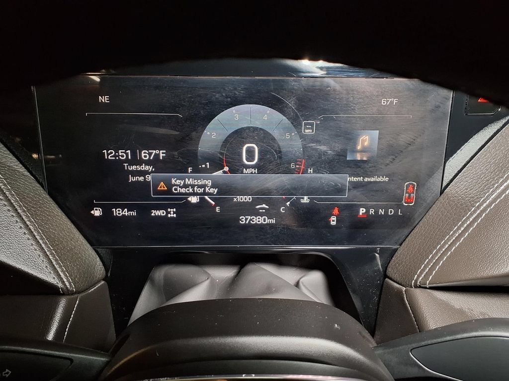 Used 2025 GMC Yukon Denali AWD/4WD image 9